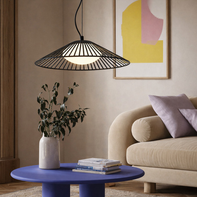 Lampa wisząca Sonte 50 czarna z białym szklanym kloszem nad stół